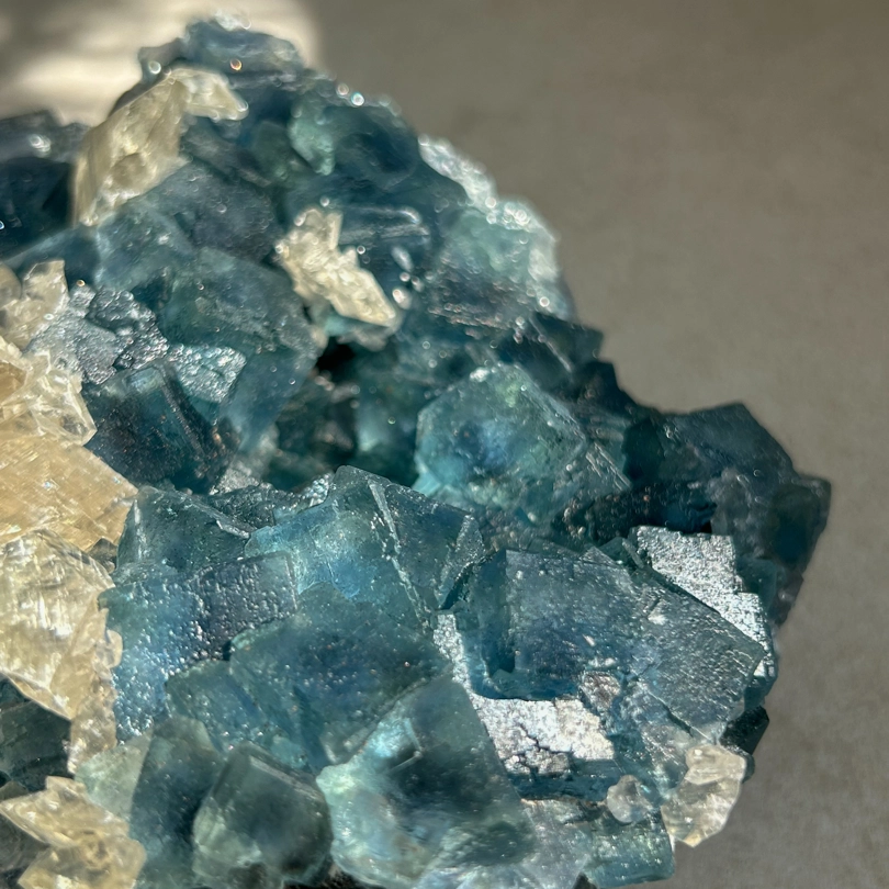 geode di Fluorite Blu e Calcite